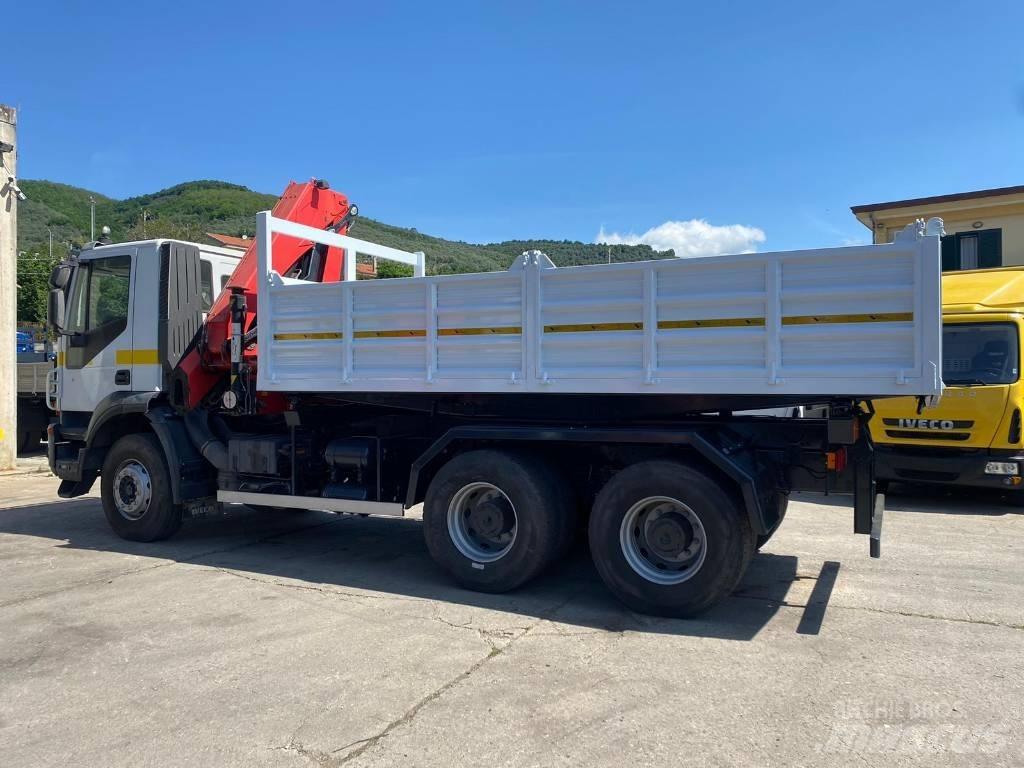 Iveco Trakker 360 Tovornjaki z žerjavom