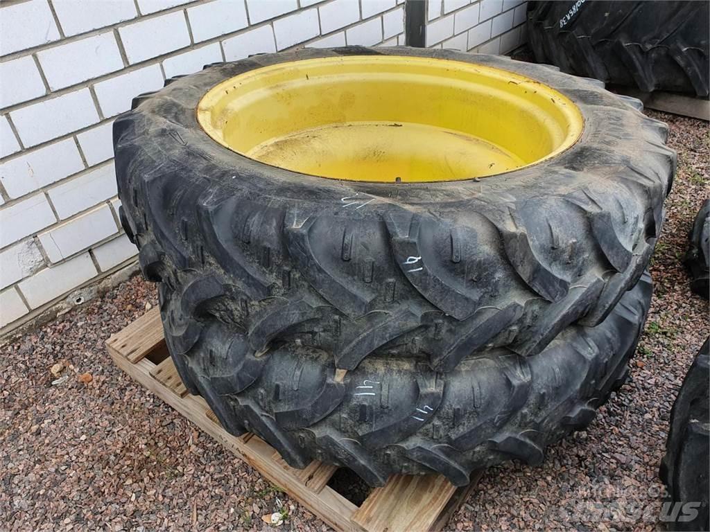 Kleber 270/95R32 Gume, kolesa in platišča