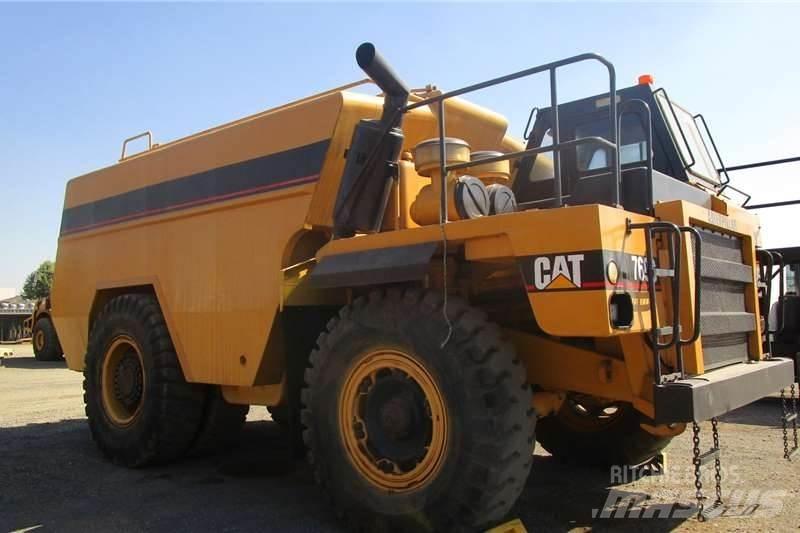 CAT 769C Tovornjaki cisterne