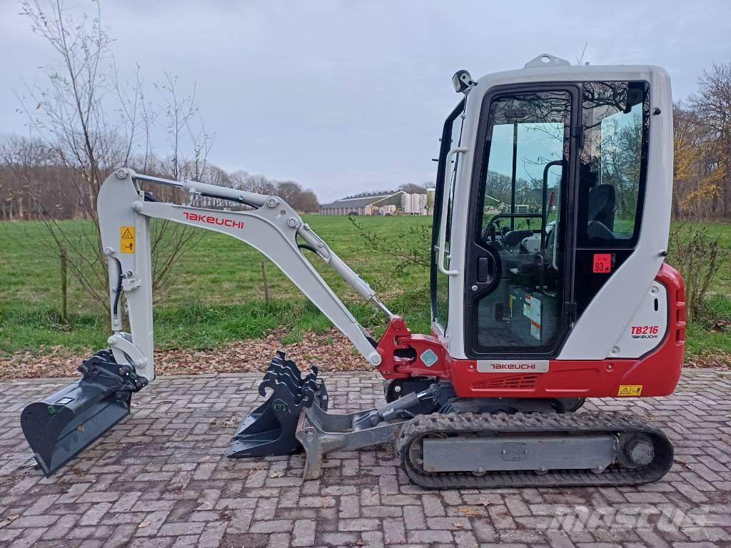 Takeuchi TB 216 Mini bagri <7t
