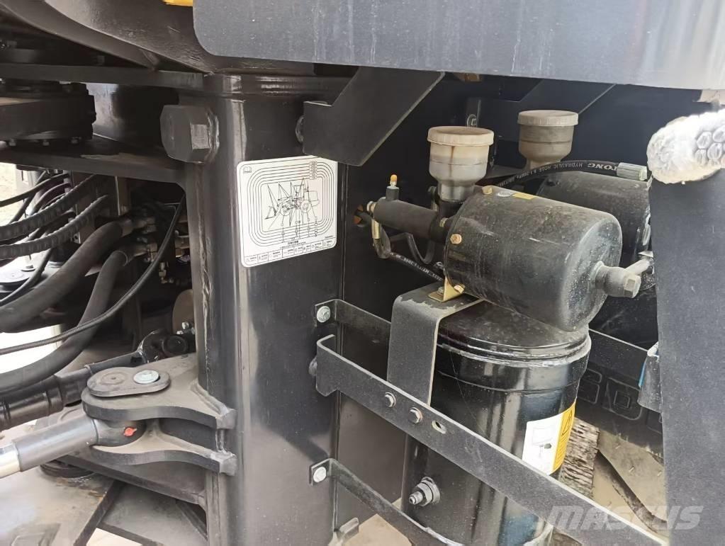 SDLG LG 956 L Kolesni nakladalci