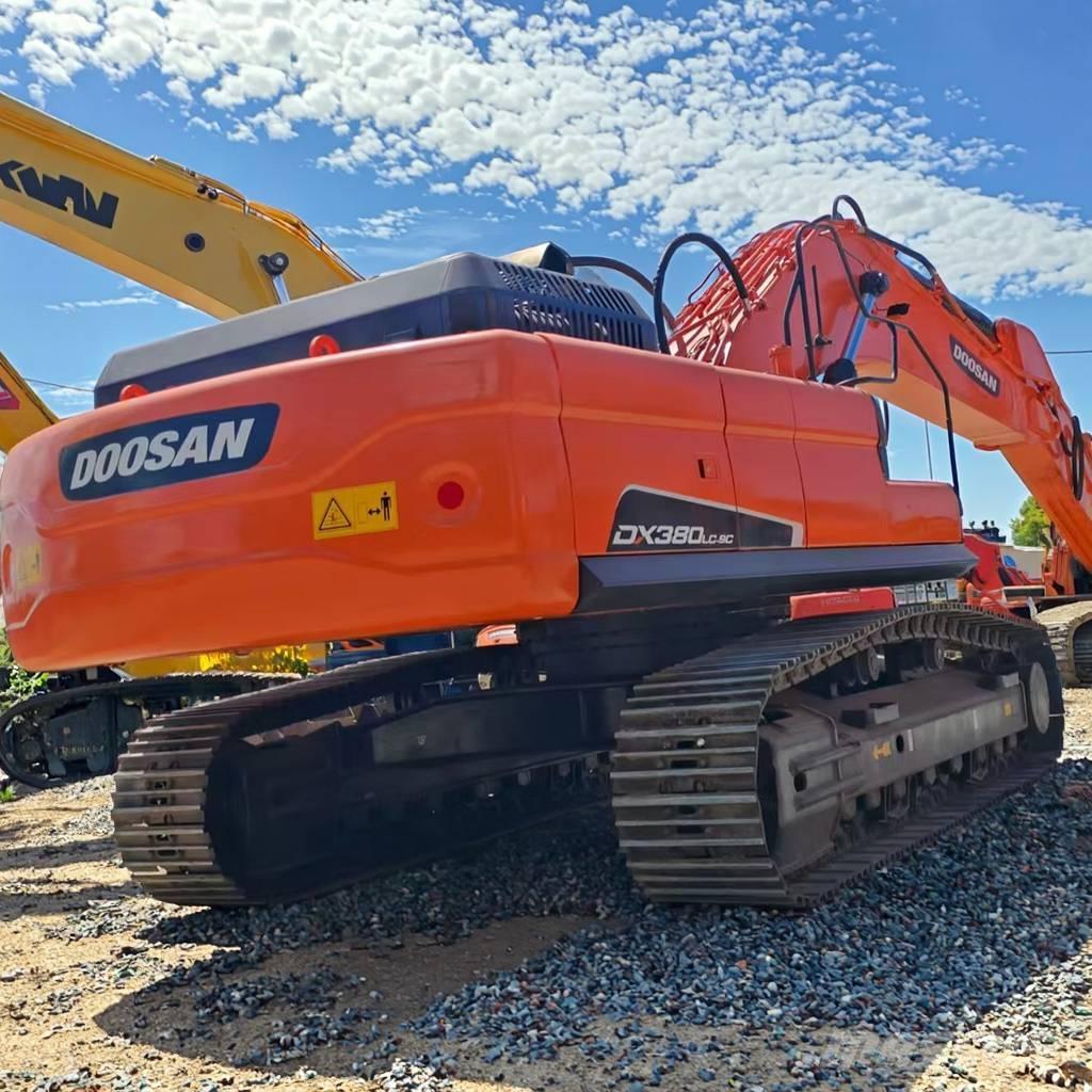 Doosan DX 380 LC Bagri goseničarji