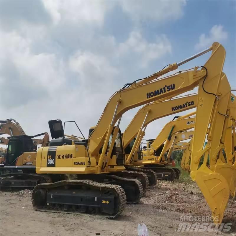 Komatsu PC 300 Bagri goseničarji