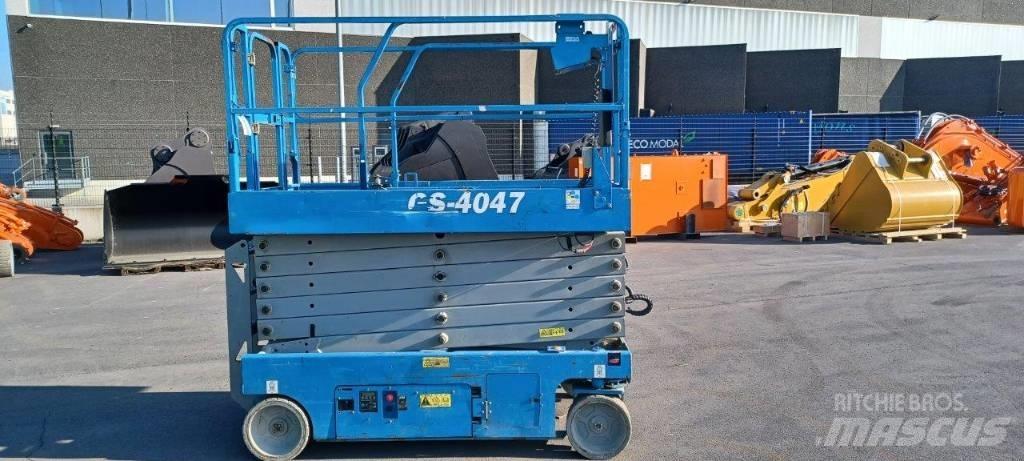 GENIE GS4047 Škarjaste dvižne ploščadi