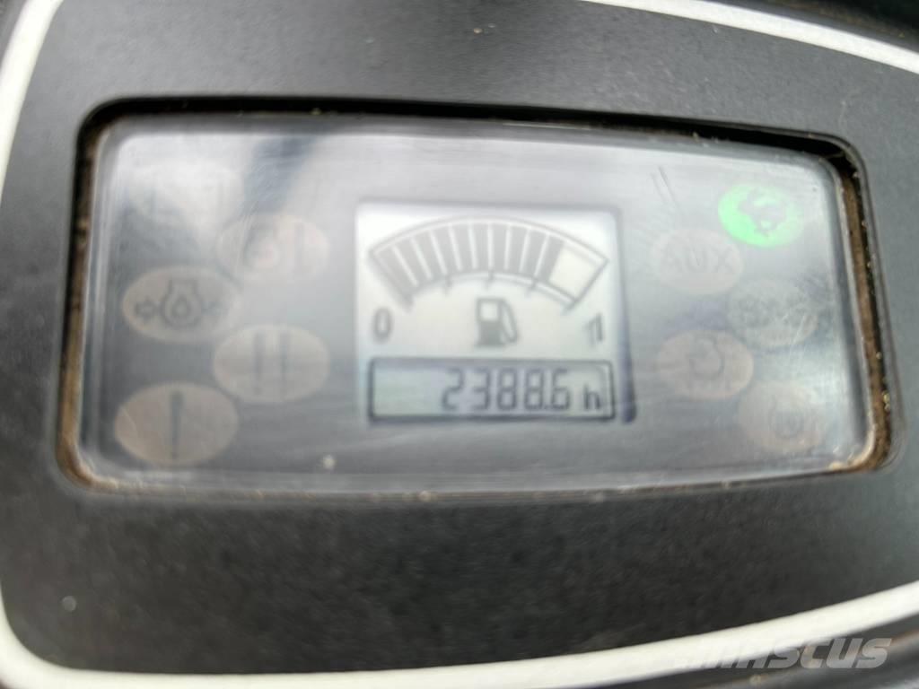 JCB 8025 ZTS Mini bagri <7t