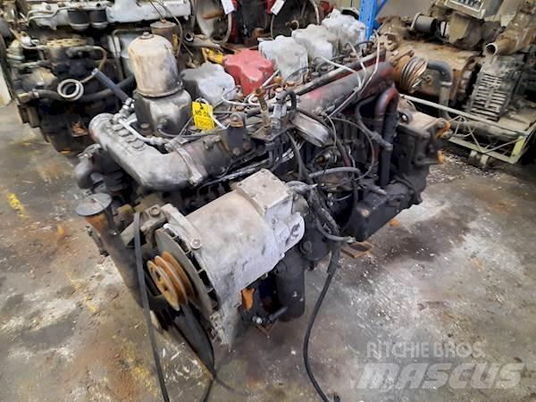 Renault 6 CILINDER Motorji