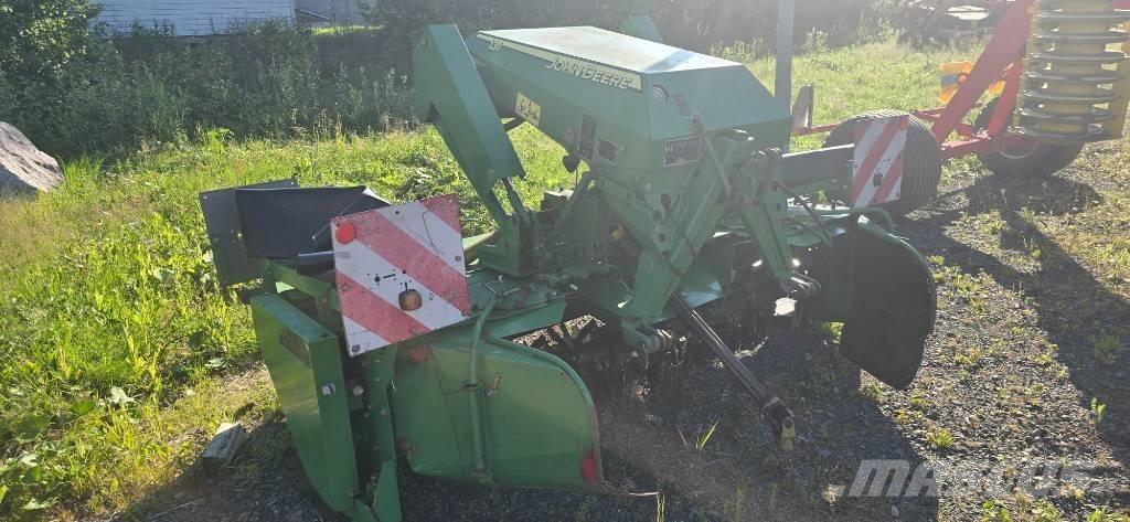 John Deere 131 Diskaste kosilnice
