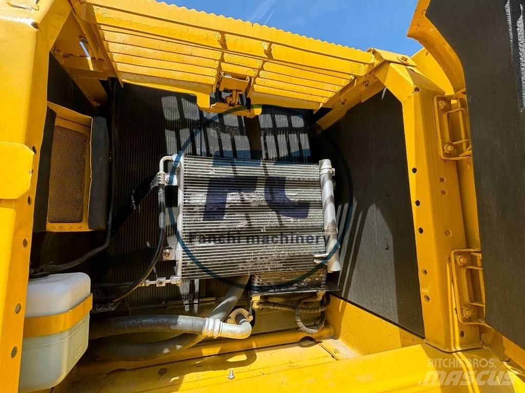 Komatsu PC 220 Bagri goseničarji