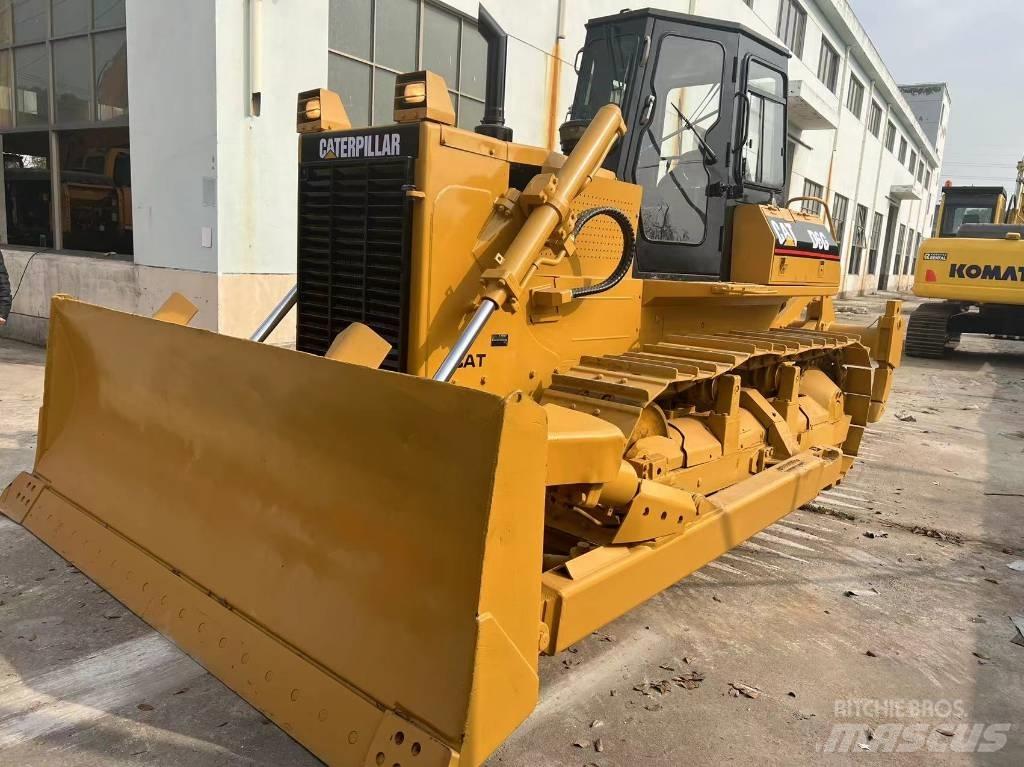 CAT D6G Buldožerji goseničarji
