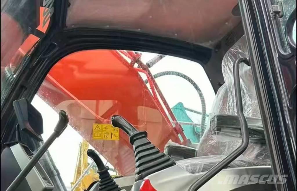 Doosan DX 340 Bagri goseničarji