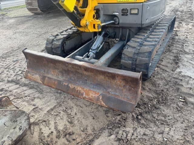 Bobcat E 50 Mini bagri <7t