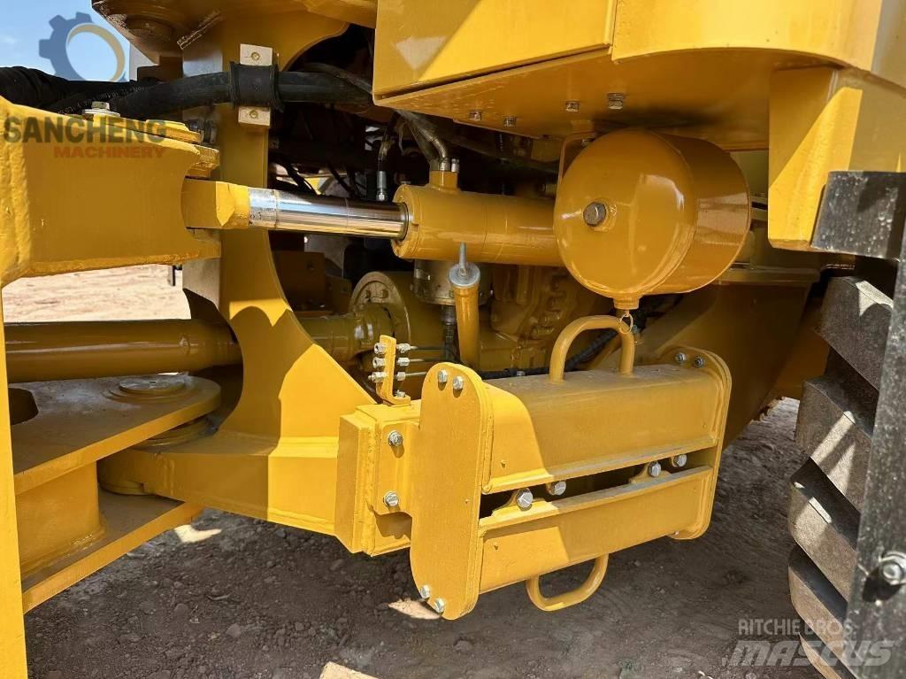CAT 980 H Kolesni nakladalci