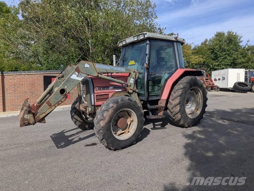 Massey Ferguson 6120 Traktorji