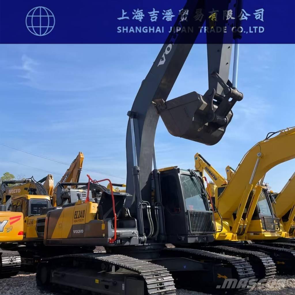 Volvo EC 240 Bagri goseničarji