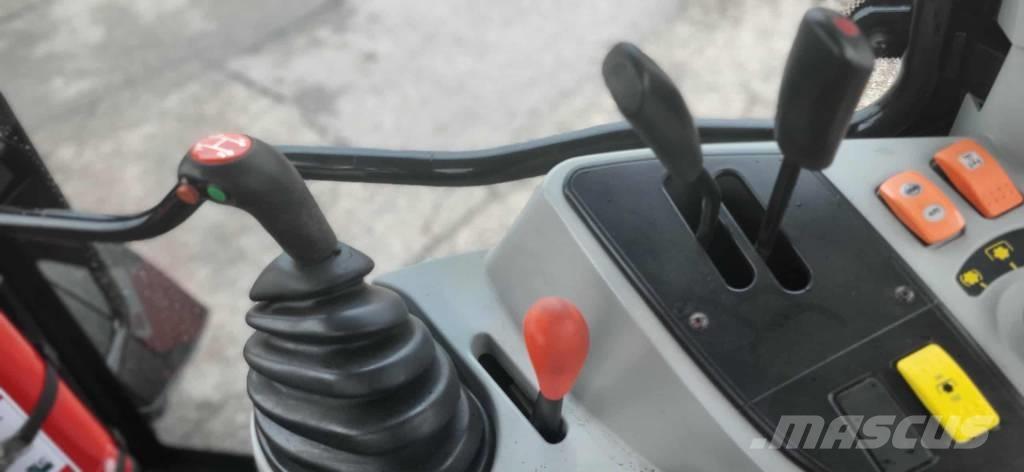 Massey Ferguson 5435 Traktorji