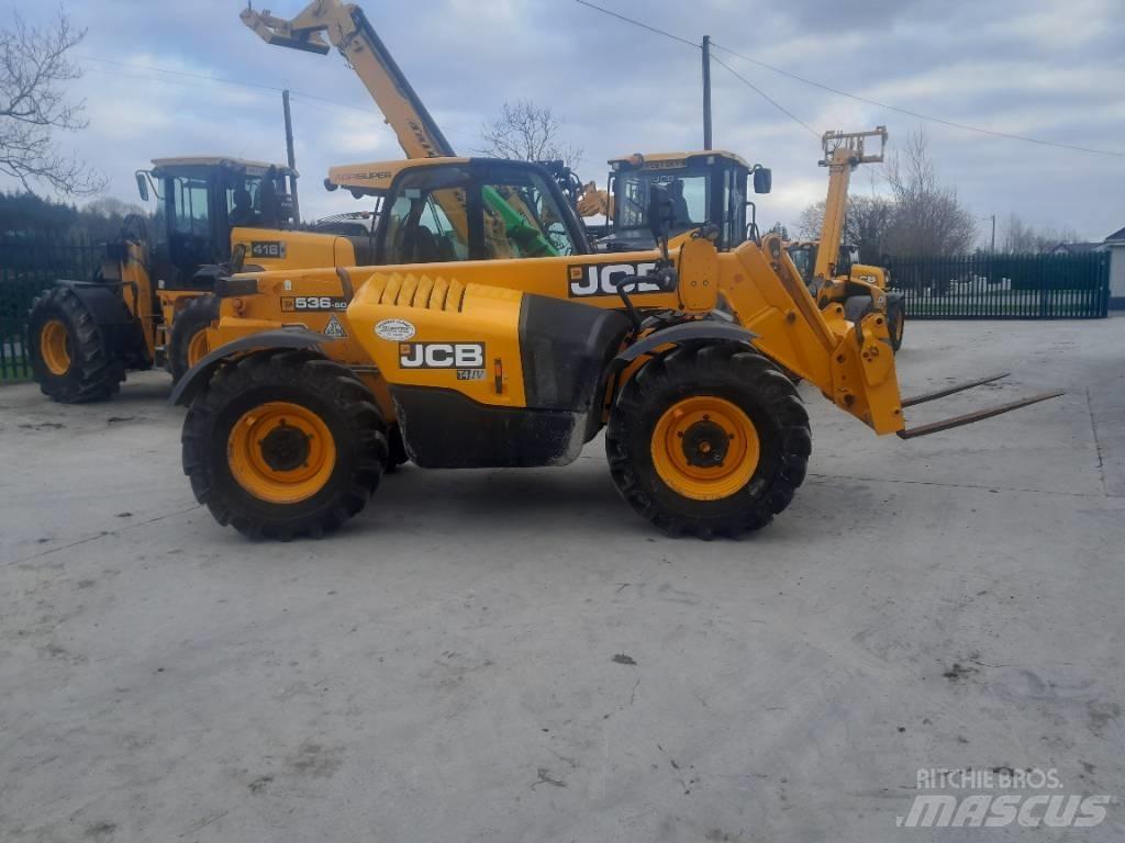 JCB 536-60 Kmetijski teleskopski nakladalci