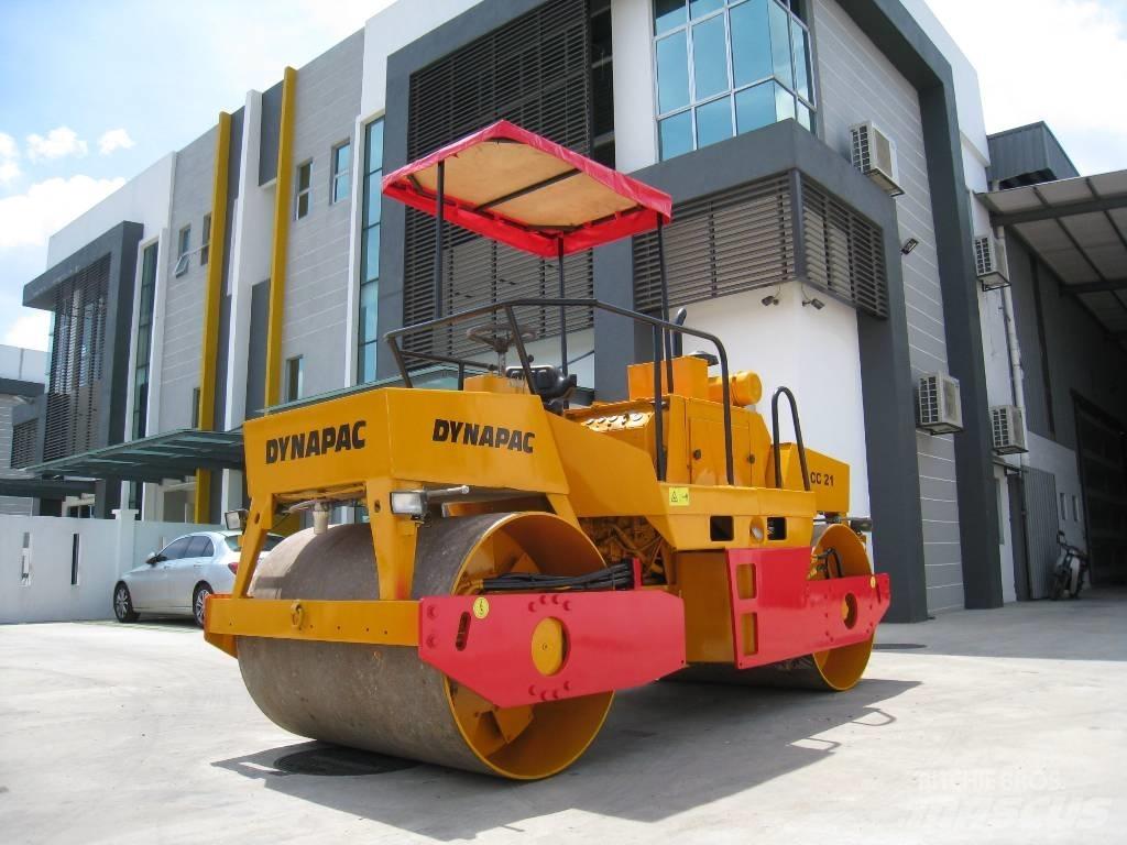 Dynapac CC 211 Dvojni valjarji