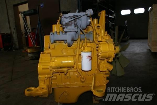 Komatsu SA4D102E Motorji