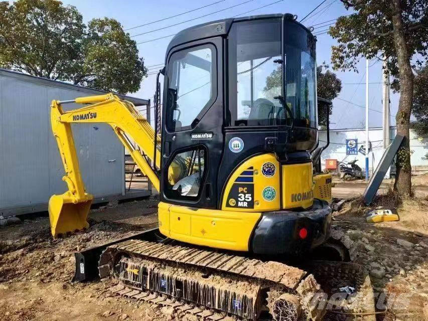 Komatsu PC 35 Mini bagri <7t