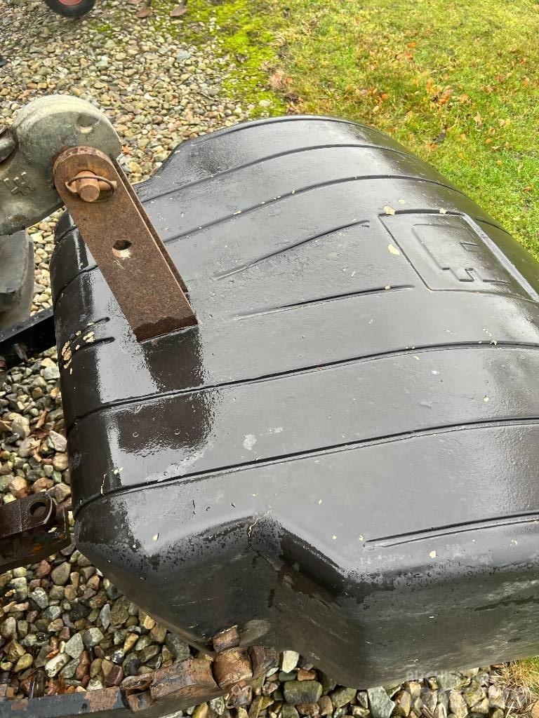 Allround 1500 Kg Sprednje uteži