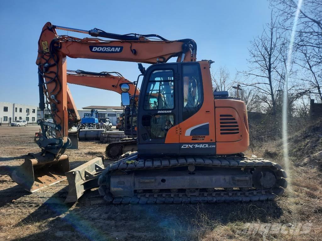 Doosan DX140LCR-5 Bagri goseničarji