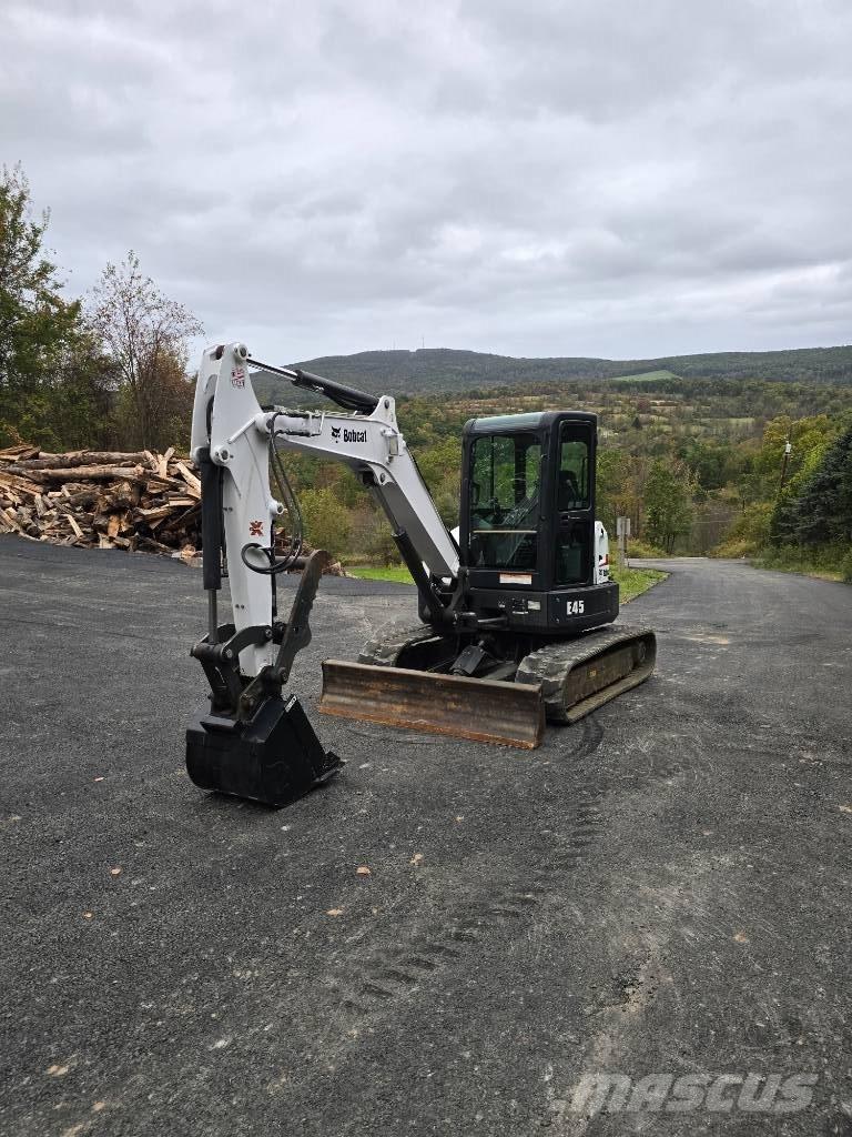 Bobcat E 45 Mini bagri <7t