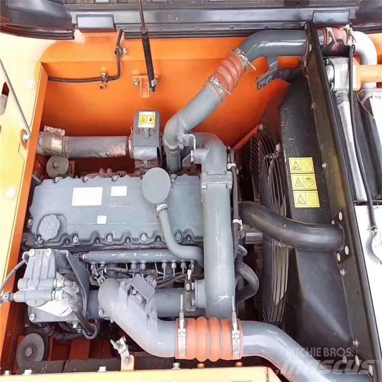 Doosan dx225 Bagri goseničarji