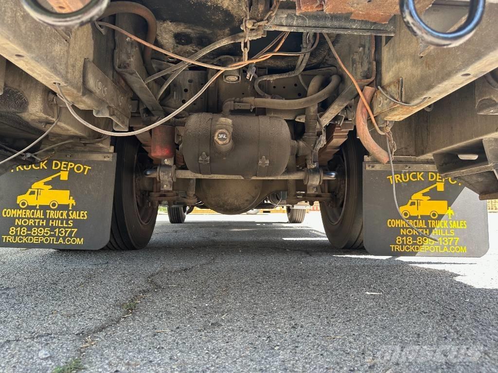 GMC Topkick C 7500 Tovornjaki z žerjavom