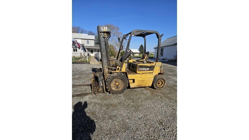 CAT V 40 E Viličarji - drugo