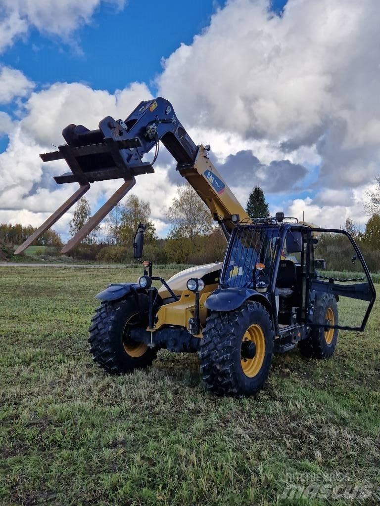 CAT TH 407 C Kmetijski teleskopski nakladalci