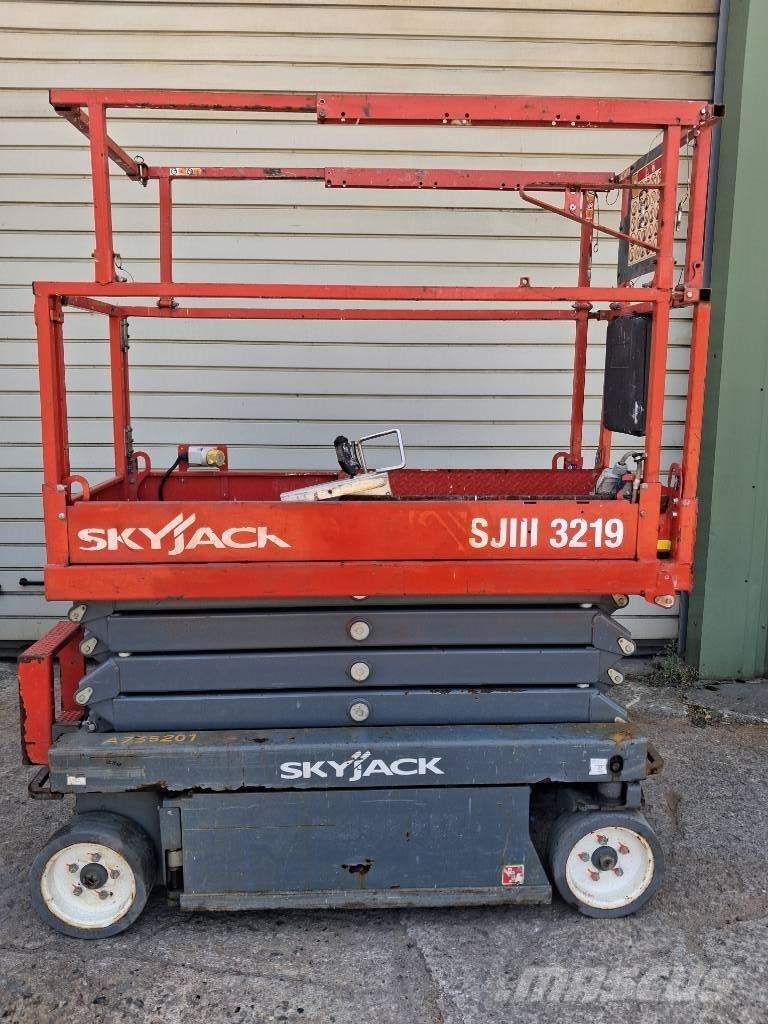 SkyJack SJ III 3219 Škarjaste dvižne ploščadi