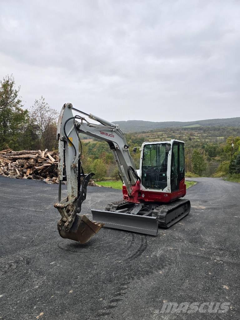 Takeuchi TB 260 Mini bagri <7t