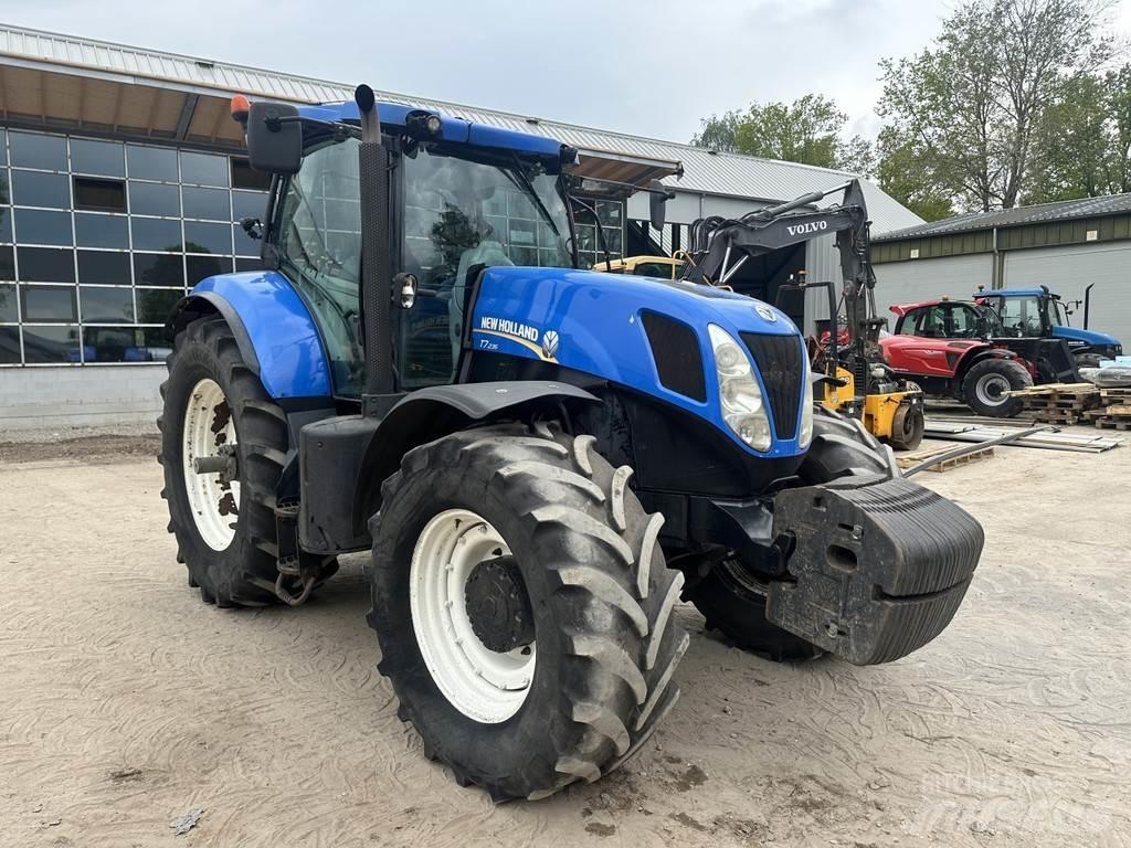 New Holland T7.235 Traktorji