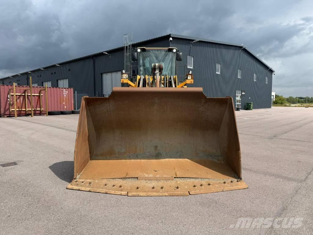 Volvo L 180 G Kolesni nakladalci