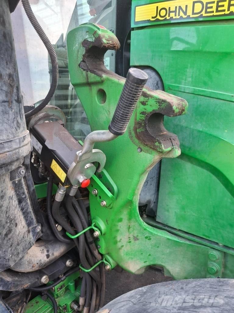 John Deere 6100M Traktorji