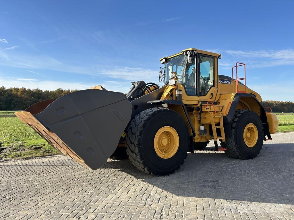 Volvo L180H Kolesni nakladalci