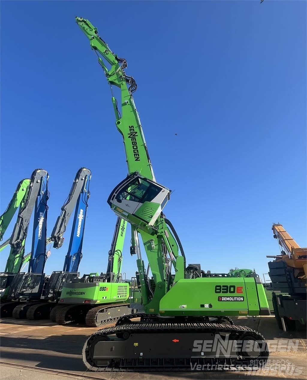 Sennebogen 830 R Rušilni bagri