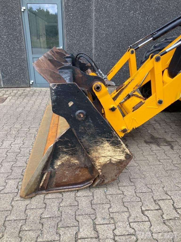 JCB 4 CX Rovokopači