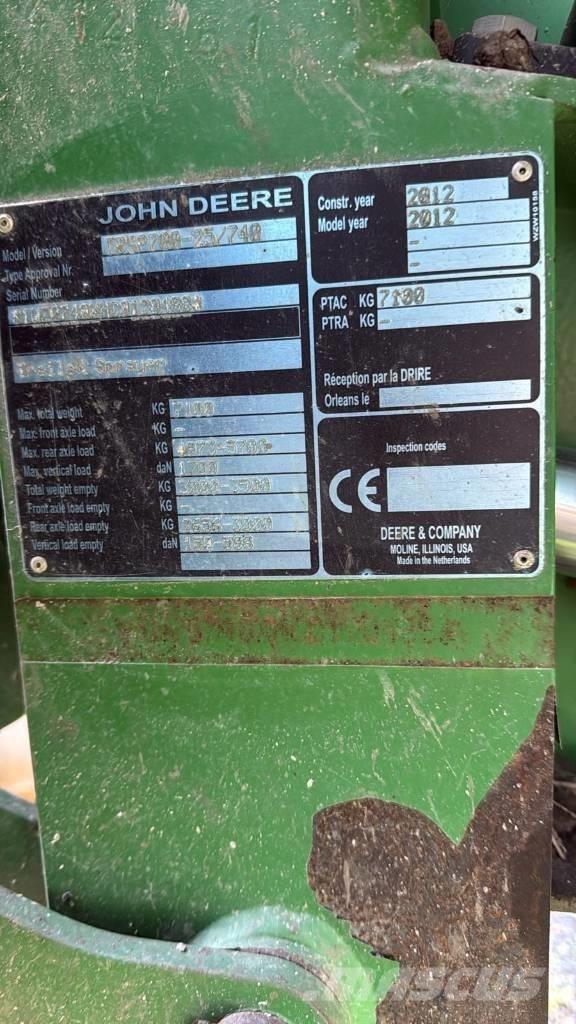 John Deere 740 i Vlečne škropilnice