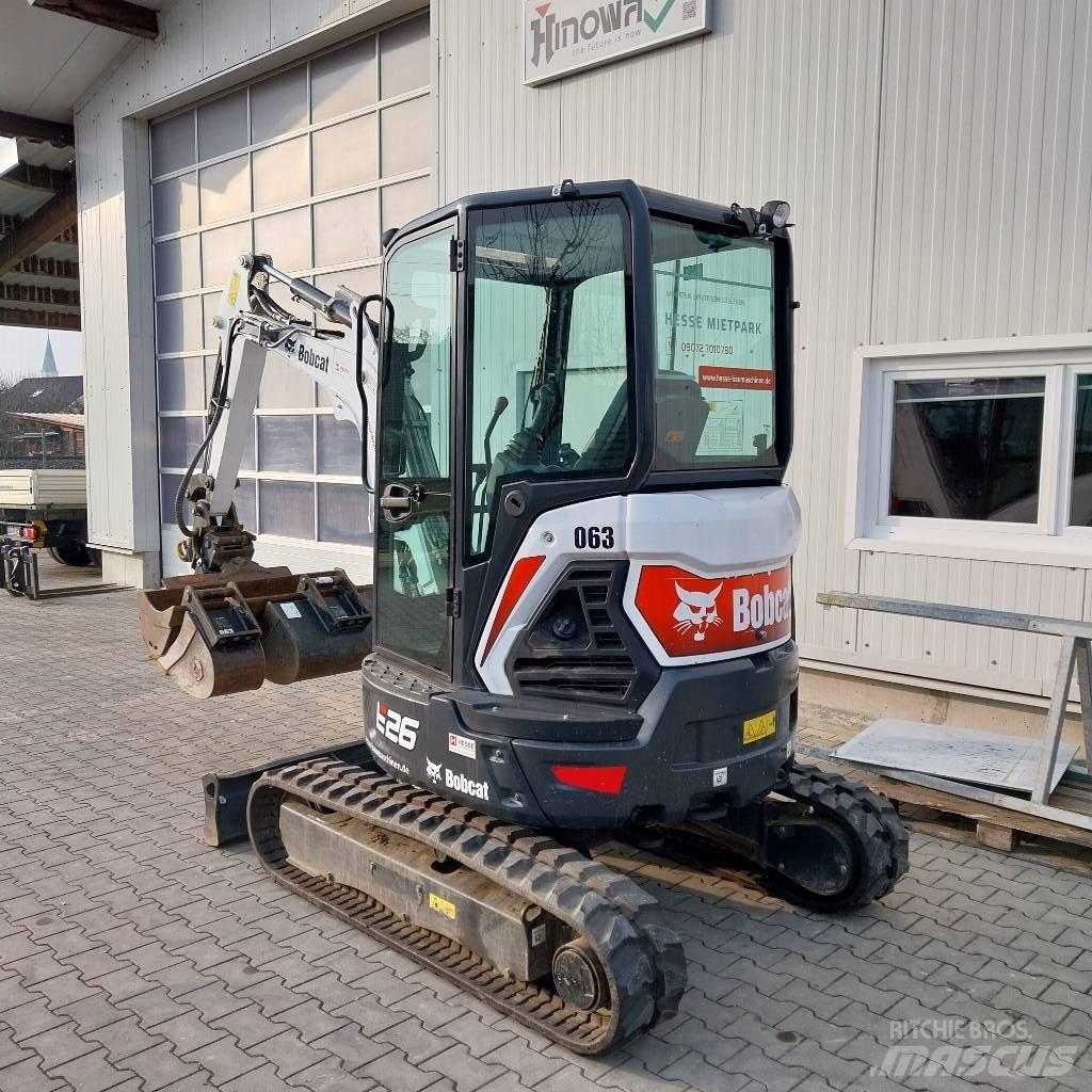 Bobcat E 26 Kabine Mini bagri <7t