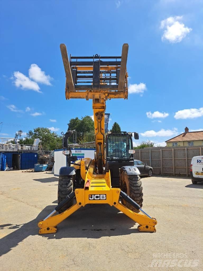 JCB 535 V 125 Teleskopski viličarji