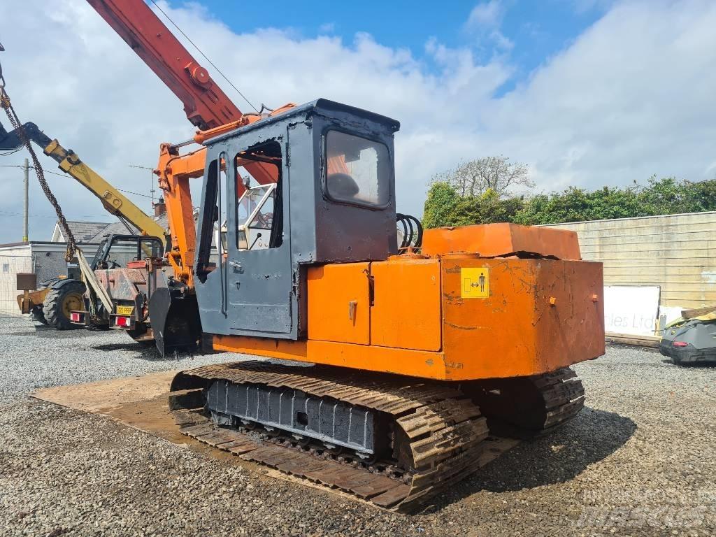 Hitachi UH 02 Mini bagri <7t