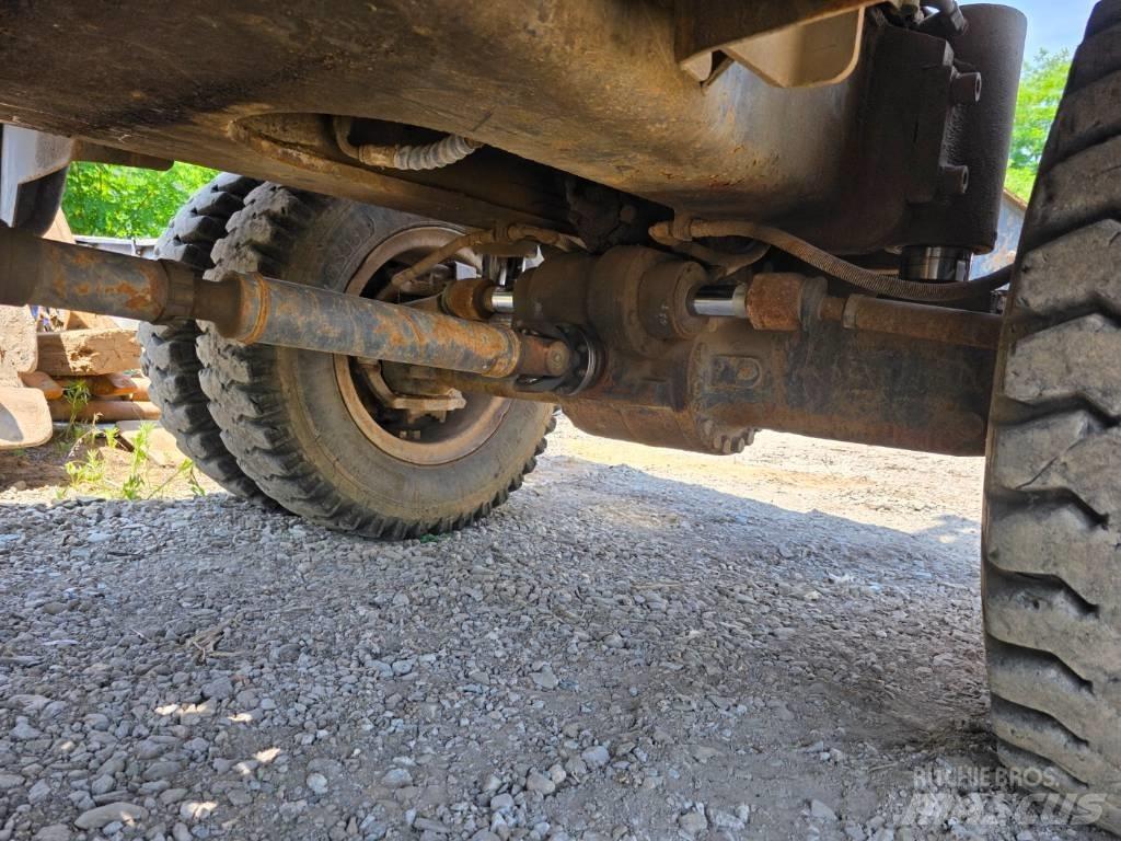 Doosan DX 210 W Bagri na kolesih