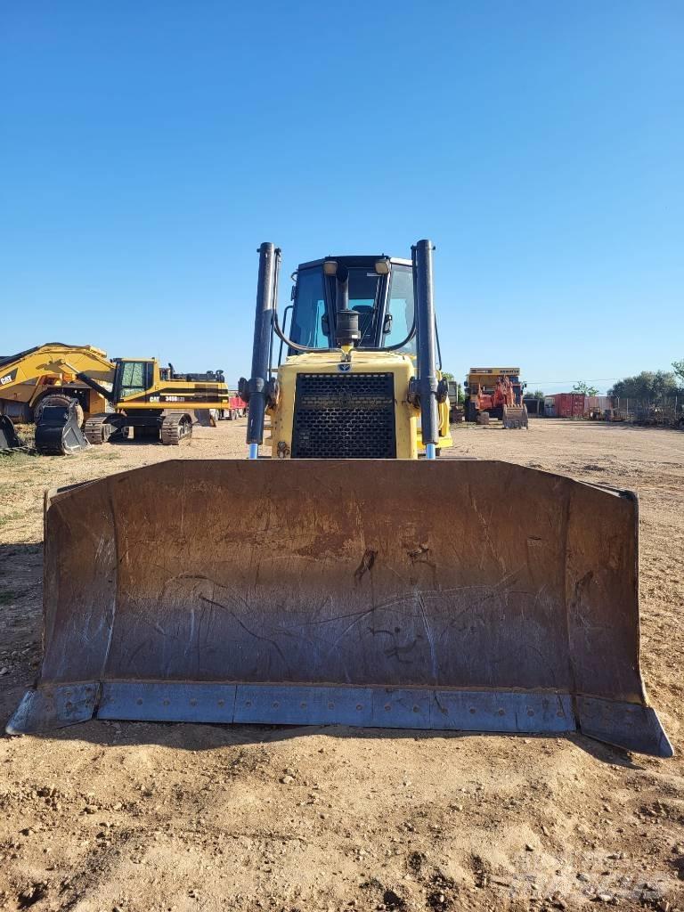 New Holland D 180 Buldožerji goseničarji