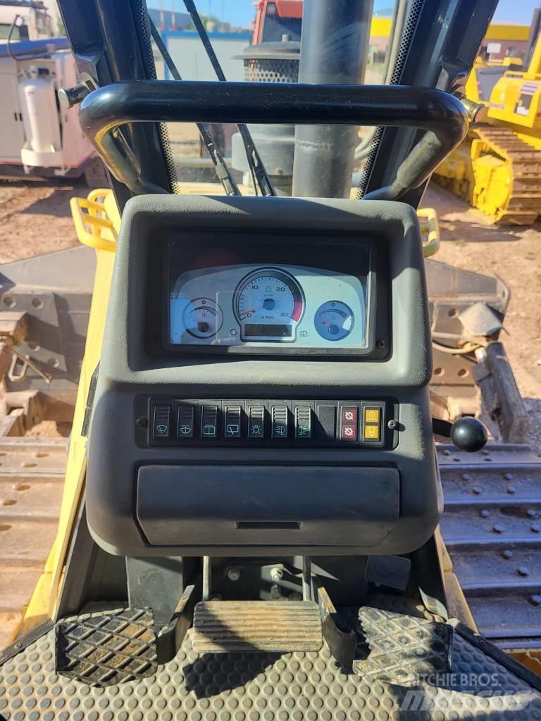 New Holland D 180 Buldožerji goseničarji