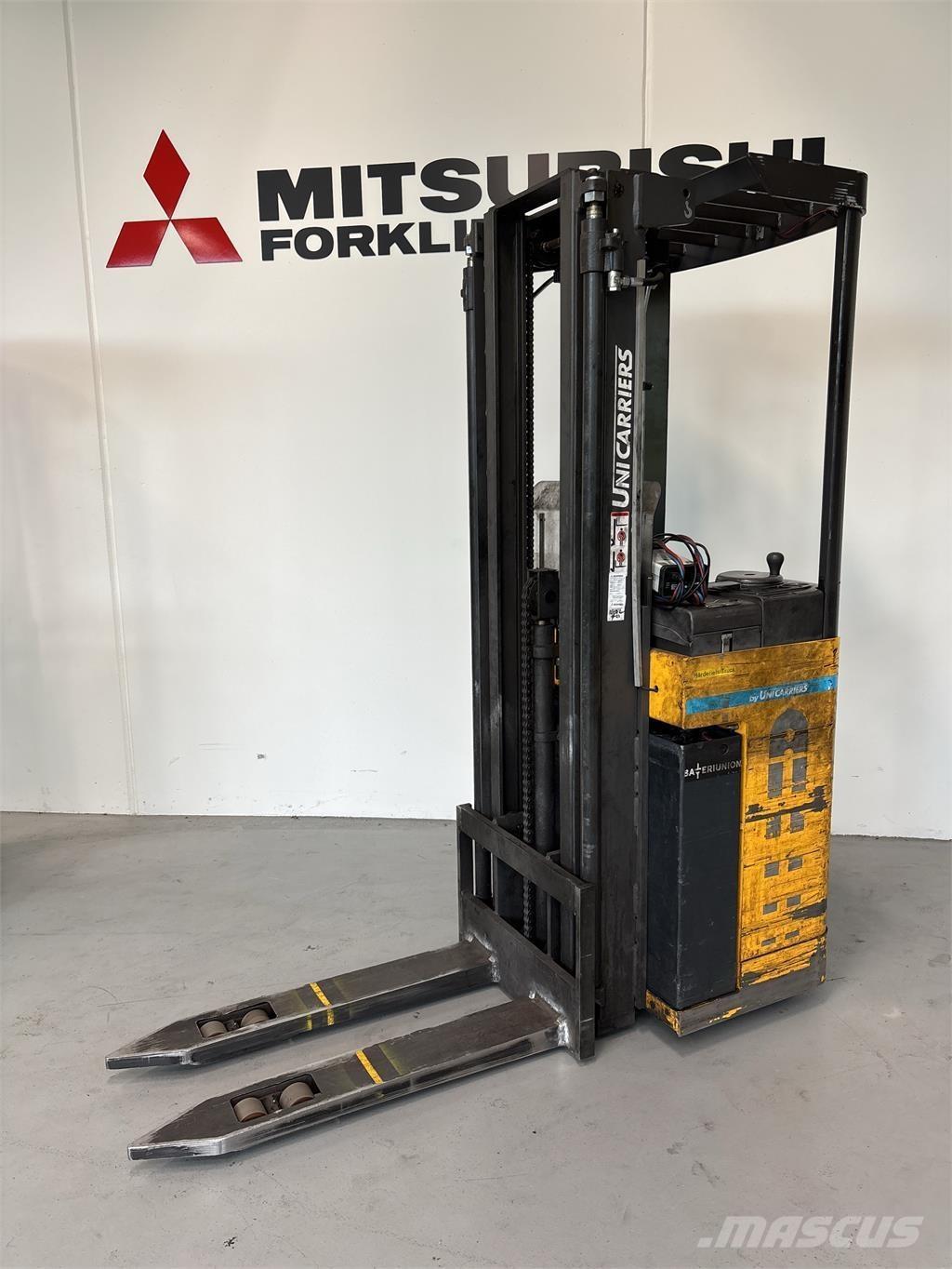 Atlet A160 Samopogonski ročni viličarji