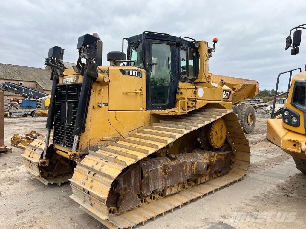 CAT D 6 T LGP Buldožerji goseničarji