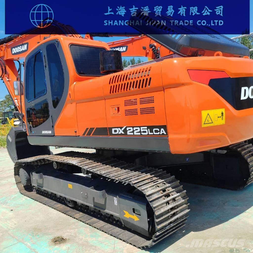 Doosan DX 225 Bagri goseničarji