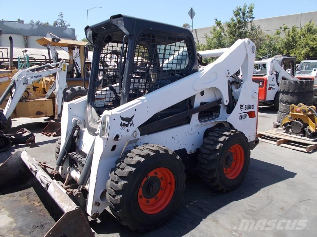 Bobcat S740 Skid steer mini nakladalci