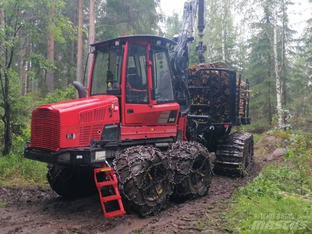 Komatsu 845 Forwarderji